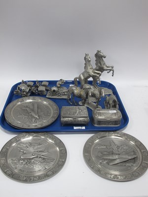 Lot 1352 - Pewter ware, including four Bradford Exchange...