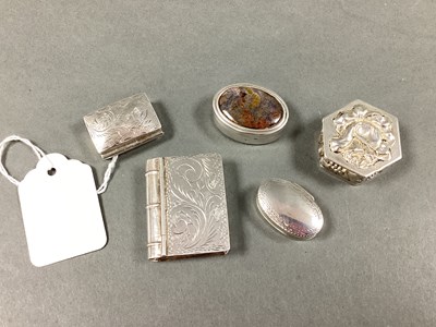 Lot 28 - A Small Collection of "925" and other Pill...