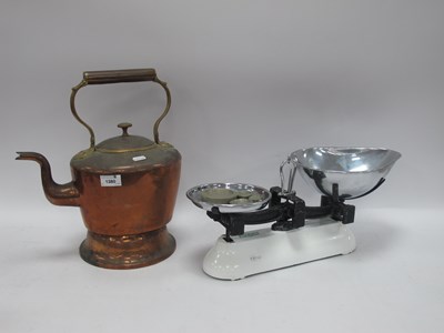 Lot 1380 - Kitchenware, including an Avery 4lb white...