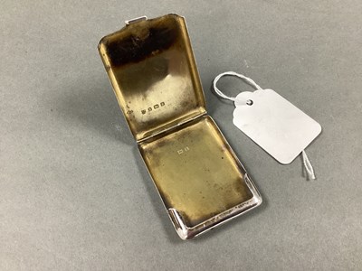 Lot 32 - A Hallmarked Silver Matchbook Holder / Case, W....