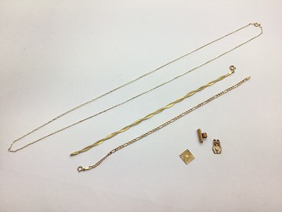 Lot 103 - A Dainty 9ct Gold Textured Panel Charm/Pendant,...