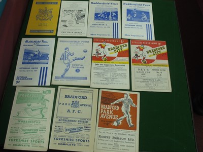 Lot 385 - Bradford Park Avenue Programmes 50-1 v...