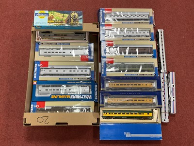 Lot 391 - Approximately eighteen boxed and three unboxed...
