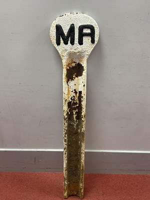 Lot 328 - Railwayana - An Early 20th Century Cast Iron...