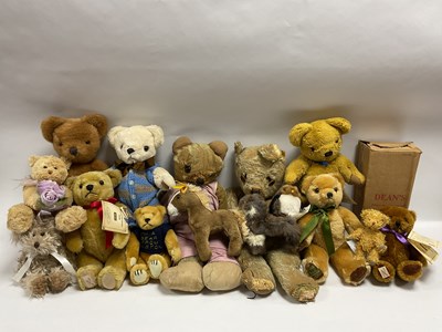 Lot 384 - Fifteen Soft Toys / Teddy Bears by Steiff,...