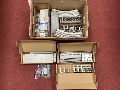 Lot 487 - A large collection of Kato N gauge concrete...