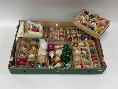 Lot 1401 - Vintage Christmas decorations, including boxed...