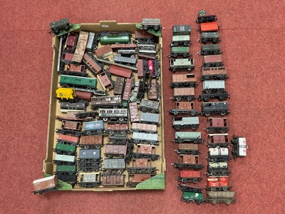 Lot 423 - Approximately seventy-five 00 gauge steam era...