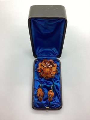 Lot 108 - An Antique Amber Coloured Brooch, of tiered...