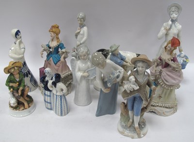 Lot 1202 - Ceramic and porcelain figurines, comprising...