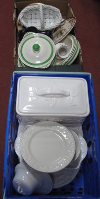 Lot 1113 - Ceramics, including collectors' plates, Masons...