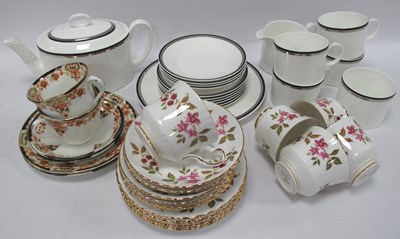 Lot 1168 - Wedgwood 'Essence' Teaware of 17 pieces...