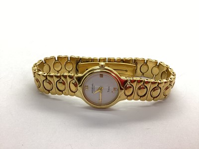 Lot 279 - Raymond Weil Geneve; A Modern 18K...