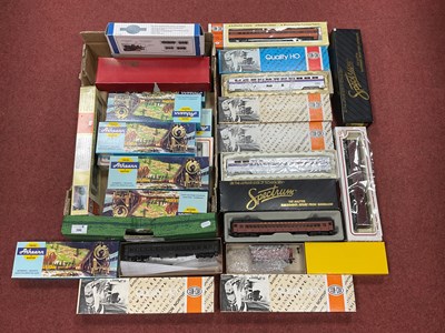 Lot 396 - Twenty Four HO Gauge American Outline Rolling...