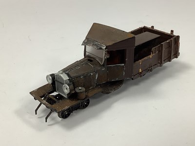 Lot 882 - An 0n30 kit/scratch-built Ford pick-up...