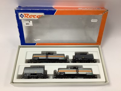 Lot 863 - A Roco HO Gauge #44041 Kesselwagen 'Bayer'...