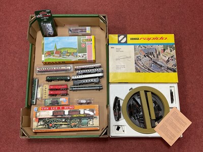 Lot 448 - A collection of European N gauge including...