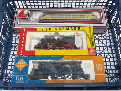Lot 582 - Three boxed HO scale German (DB) locomotives:...