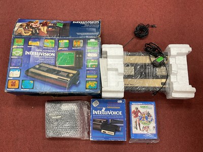 Lot 604 - Retro Gaming Technology: A Mattel Electronics...