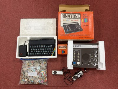 Lot 600 - Retro Gaming Technology: A Sinclair ZX...