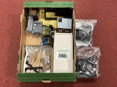 Lot 386 - A Box of SM32 (16mm scale) items: a boxed kit...