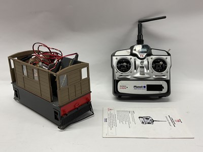 Lot 809 - An SM32 (16mm scale) apparently radio...