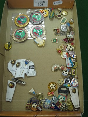 Lot 205 - Football Lapel Badges Foreign, many Russian,...