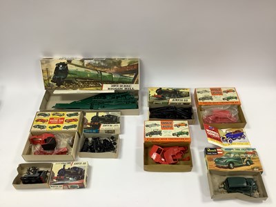 Lot 721 - Eight Railway and Car themed plastic kits by...