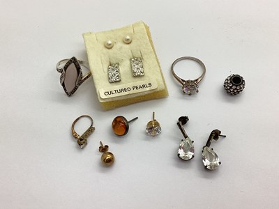 Lot 143 - A Pair of Dainty Pearl Stud Earrings,...