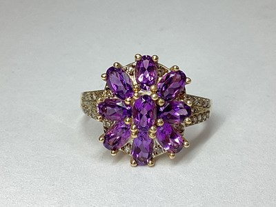Lot 47 - QVC Modern 9ct Gold Cluster Dress Ring, of...