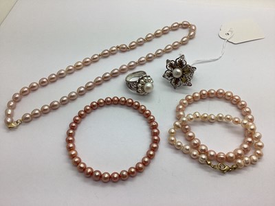 Lot 167 - QVC 925 Bronze and Freshwater Pearl Dress Ring,...