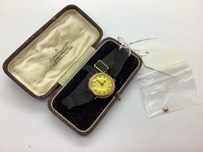 Lot 292 - A 9ct Rose Gold Cased Ladies Wristwatch, the...
