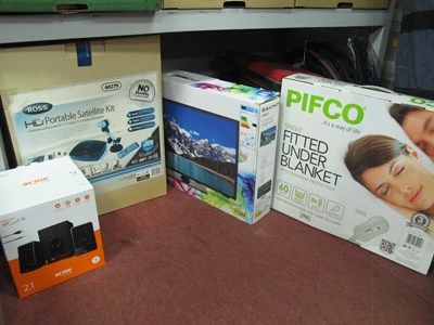 Lot 1104 - Bauhn 21.5" Full HD TV/DVD Combi Television-...