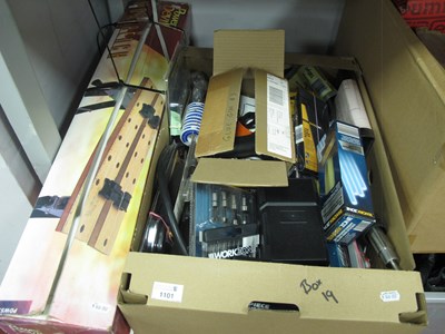 Lot 1101 - Power Devil Work Bench Work Zone 23 Ratchet...