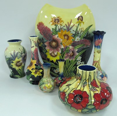 Lot 1158 - Collection of Old Tupton Ware, featuring...