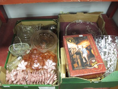 Lot 1039 - Glassware, including vintage pink glass...