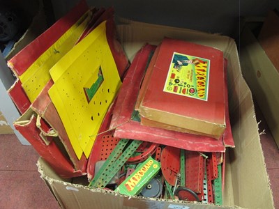 Lot 1072 - A quantity of Meccano components within Set 6...
