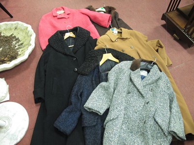 Lot 1112 - Vintage Fashions - Ladies coats - Aquascutum...
