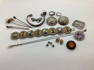 Lot 150 - A Scottish Polished Hardstone Brooch, of...