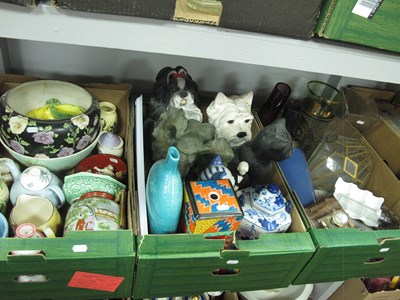 Lot 1018 - Collectables, including assorted glass vases...