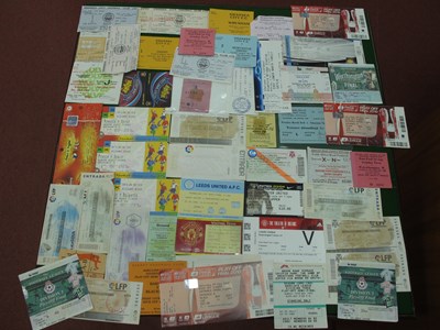 Lot 135 - Tickets - Manchester United 1999-2000 v. Leeds....