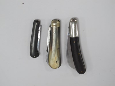 Lot 1237 - I.XL Pruner, long single bolster, brass...