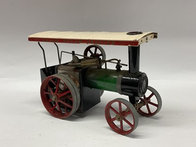 Lot 341 - A Mamod 'Live Steam' Tractor TE1A. Accessories...