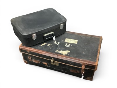 Lot 1451 - Vintage luggage cases, including a black...