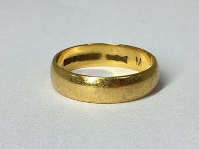 Lot 59 - A 22ct Gold Plain Wedding Band (finger size M).