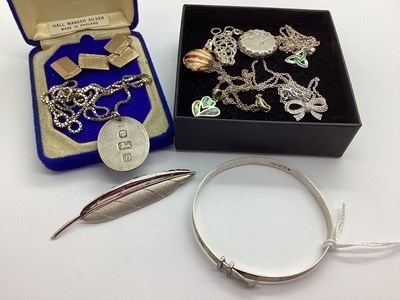 Lot 145 - A Hallmarked Silver Oval Panel Pendant,...