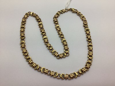 Lot 107 - A 9ct Gold Fancy Link Chain, of geometric...