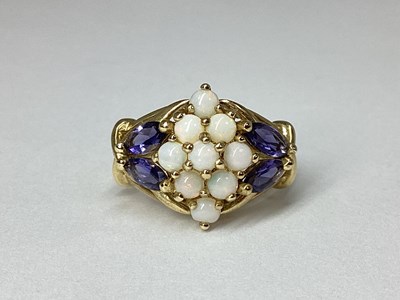 Lot 32 - QVC Modern 9ct Gold Dress Ring, marquise and...