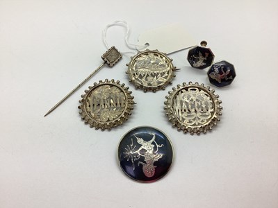 Lot 132 - Victorian Aesthetic Style Name Brooches,...