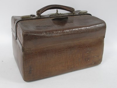 Lot 1459 - Reptile Skin Effect Gladstone Bag with fitted...